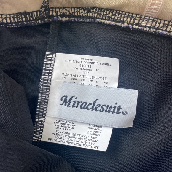 Miraclesuit Purple and Black Paisley Flattering Ruffled Tiered Front-Size 12 - Picture 4 of 5